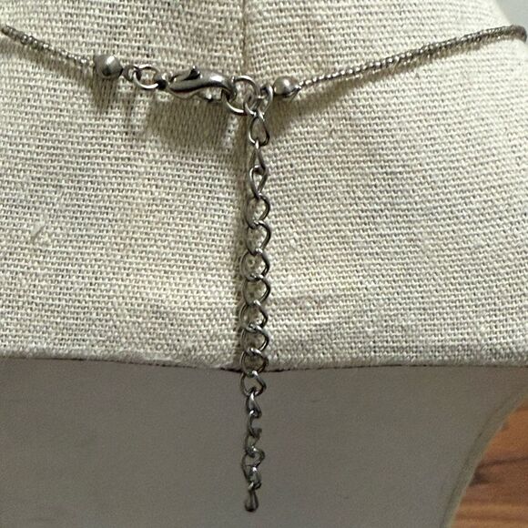 Vintage Set of Aqua Crystal & Sea Glass Gold-tone Necklace and Crystal Brooch. - Picture 5 of 7